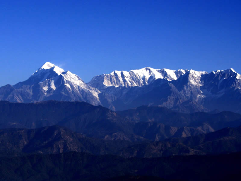 Kausani Tourism and Travel Guide, Hill Station, Sightseeing and Tourist